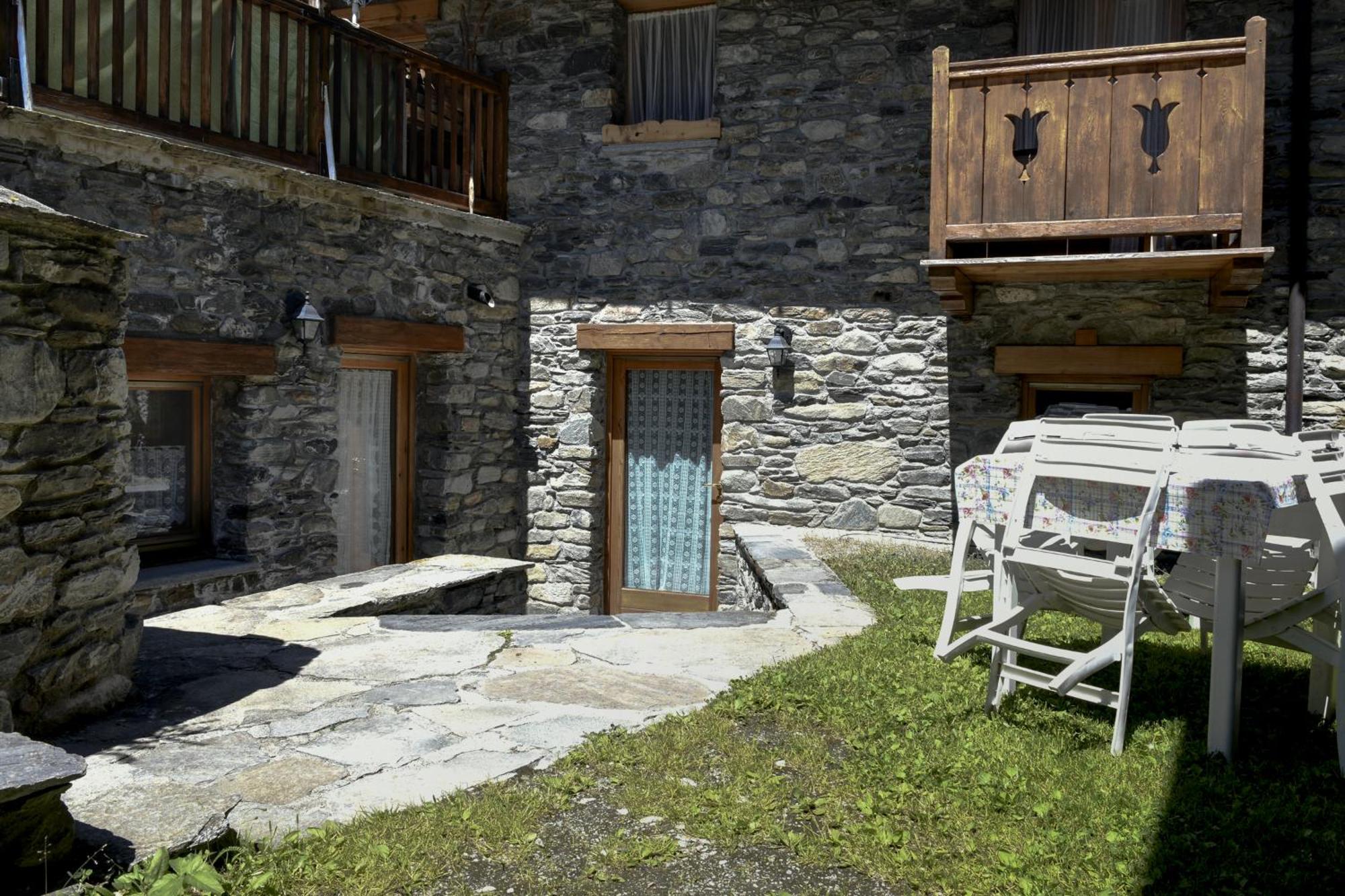 Case Gran Paradiso Rhemes Notre Dame Exterior photo